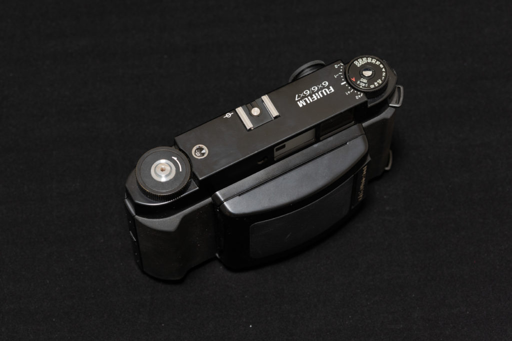 カメラ フィルムカメラ 富士フィルムGF670：最後にして最高の中判蛇腹フィルムカメラ | カシャ 